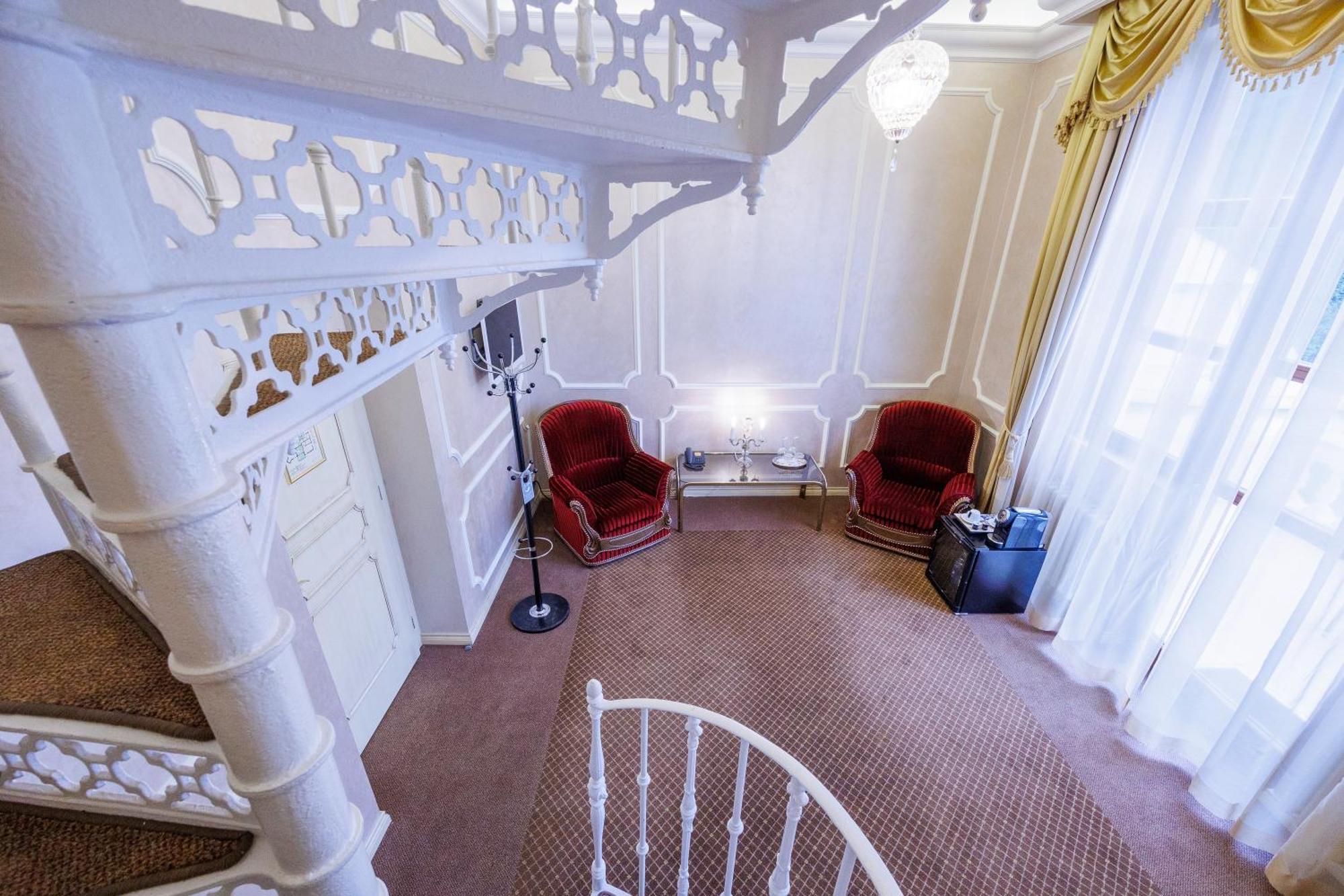 Hotel Chateau Cihelny Karlowe Wary Zewnętrze zdjęcie