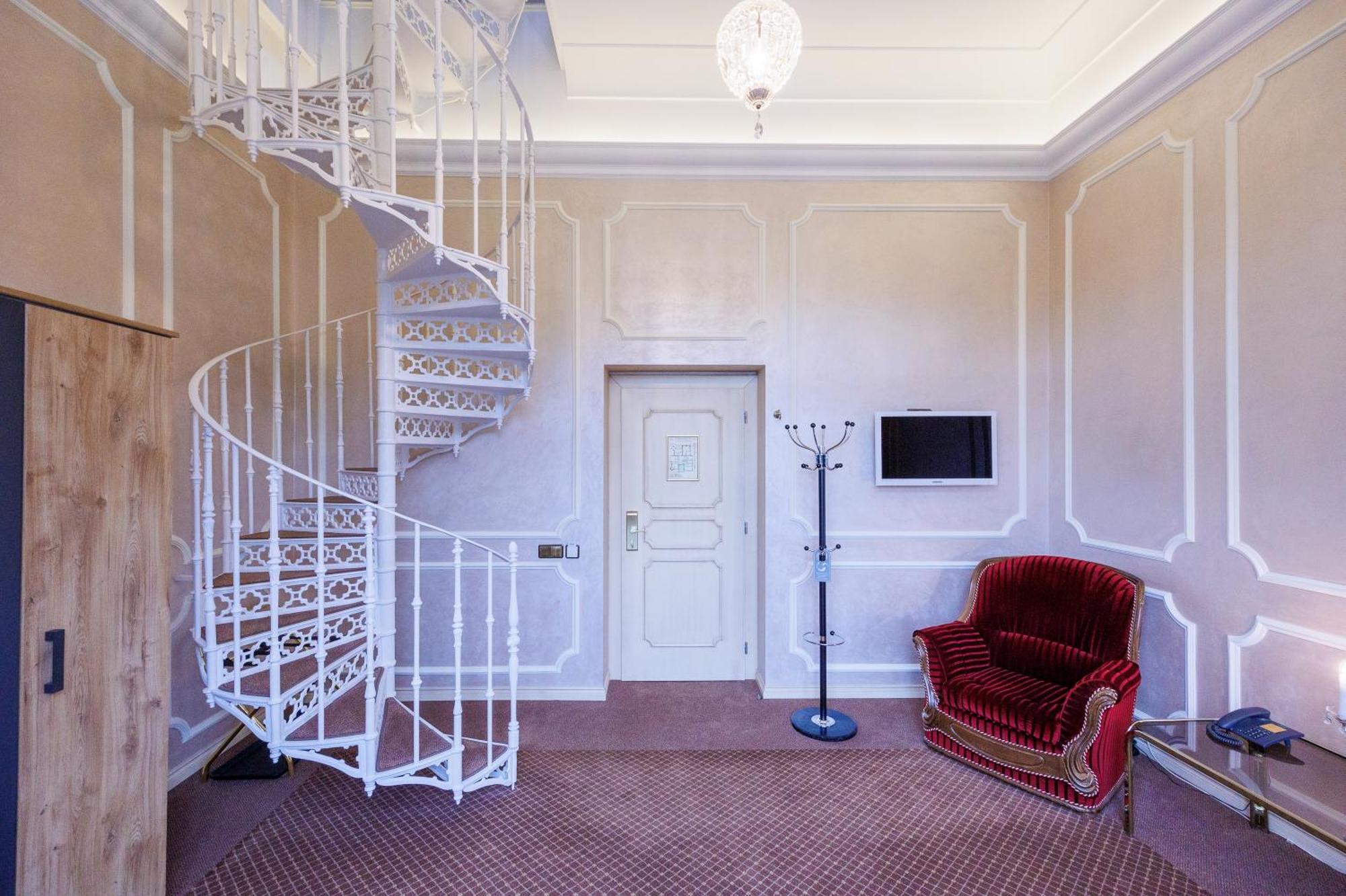 Hotel Chateau Cihelny Karlowe Wary Zewnętrze zdjęcie