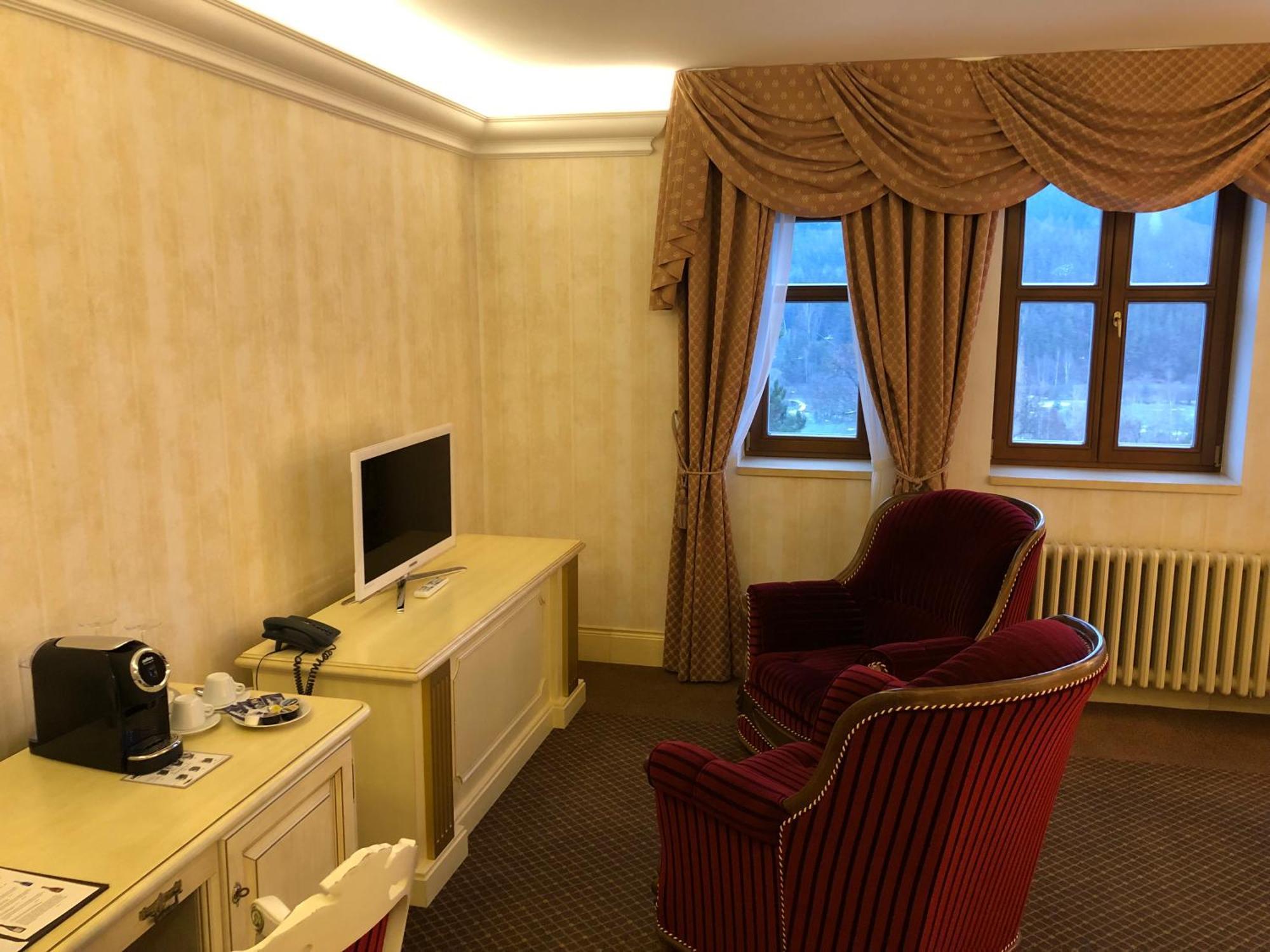 Hotel Chateau Cihelny Karlowe Wary Zewnętrze zdjęcie